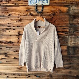 TALBOTS | NWT Wool Blend Cream Ribbed V-Neck Sweater M